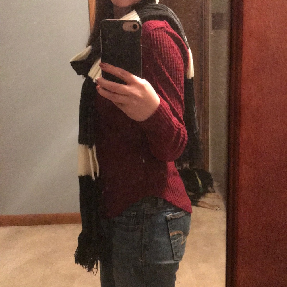 Scarf - Picture 5 of 6